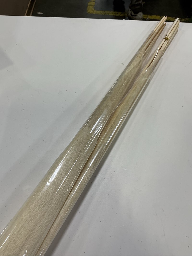 Condition photo showing New/Like New for 10 Stems 46" inch White Pampas Grass Decor Tall, Large Pompas Grass, Boho Neutral Home Decor Bouquet, Fluffy Pampass Grass for Floor Vase Wedding Floral Arrangements Wall Farmhouse Table Decor 10PCS 46inch White