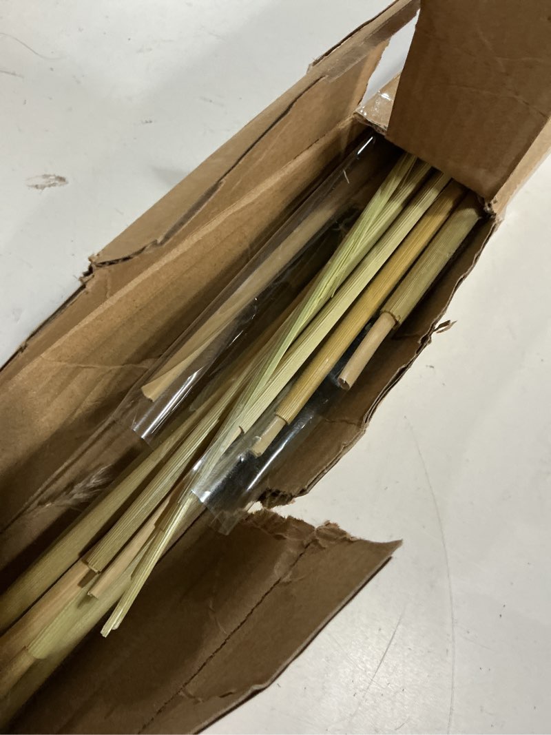 Condition photo showing Good Condition for 40" inch 10 stems natural pampas grass decor tall, pompas grass, tall pampas grass for wedding, party, farmhouse, boho home decor