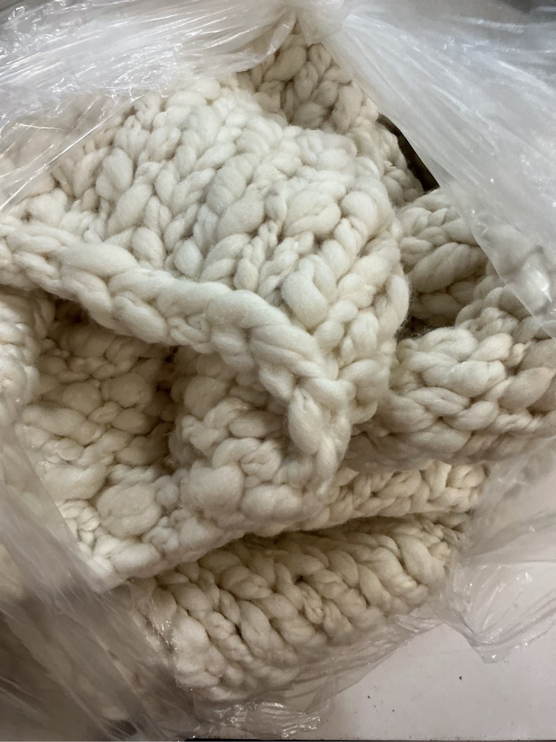 Condition photo showing Good Condition for chunky hand knit wool throw, 50x60, ivory