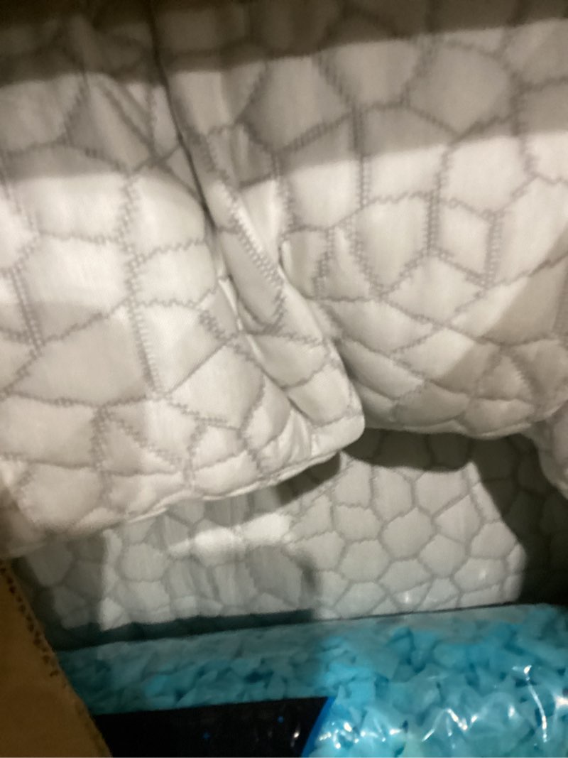 Condition photo showing Good Condition for QUTOOL Cooling Pillow for Sleeping 2 Pack, Luxury Shredded Memory Foam Bed Queen Pillows Set of 2, Cool Pillow for Hot Sleepers Adjustable Firm Pillow for Side, Back, Stomach Sleepers Soft Yet Support White-cooling Basic Queen(2 Pack)-20'*30'