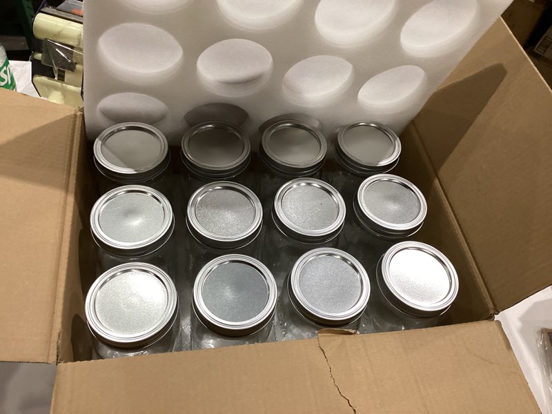 Condition photo showing Good Condition for Wide Mouth Mason Jars 32 oz - 12 Pack Large Glass Mason Jars with Airtight Lids and Bands, 1 Quart Glass Jars for Pickling, Canning, Fermenting and Food Storage, Microwave & Dishwasher Safe 32 oz-12Pack-Mason