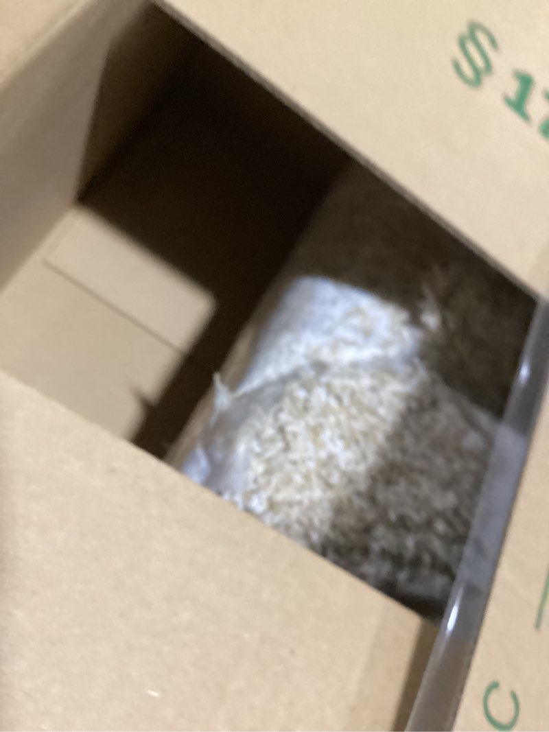 Condition photo showing Good Condition for Yimobra Bathroom Rugs Non Slip Washable 36x24, Ultra Soft and Water Absorbent Bath Mats, Plush Fluffy Shower Mat Outside, Luxury Microfiber Thick Matts for Bathroom Floor/Tub, Light Beige and White Light Beige and White 36" x 24"