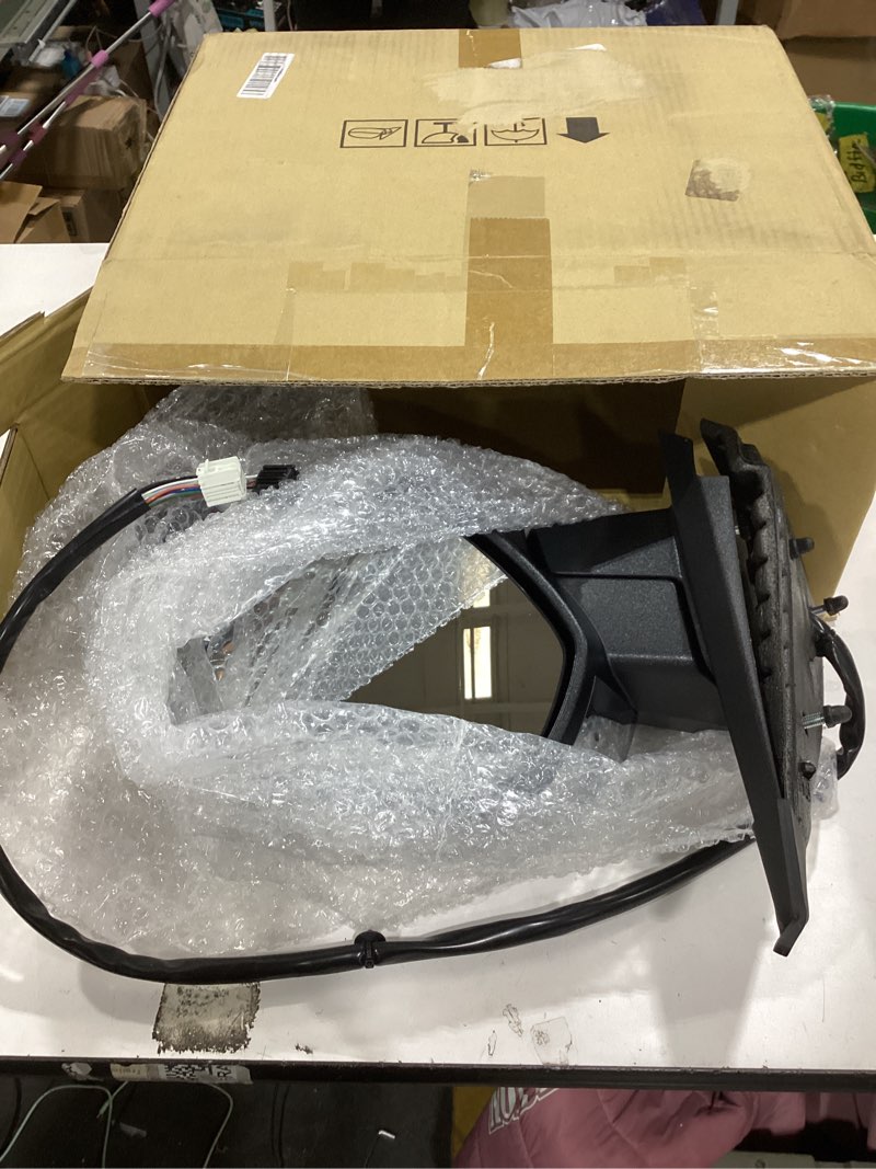 Condition photo showing Good Condition for SCITOO Passenger Side Mirror Fit for 2007 2008 2009 2010 2011 2012 2013 For Chevy Silverado For GMC Sierra 1500/2500 HD/3500 HD Black Power Folding Heated Turn Signal Memory Chrome Rear View Mirror