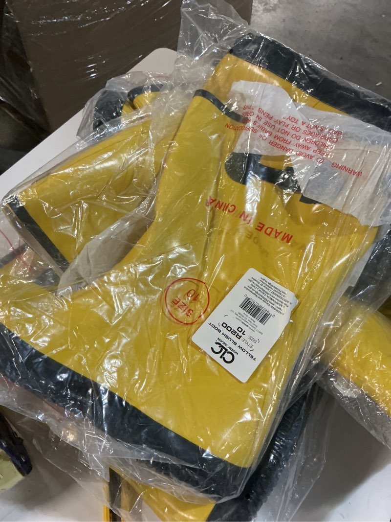 Condition photo showing New/Like New for CLC Rain Wear R20010 Slush Boot, Size 10, Yellow