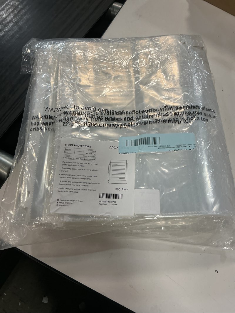 Condition photo showing Good Condition for maxgear 500 pack sheet protectors 8.5 x 11 inch  clear page protectors for 3 ring binder