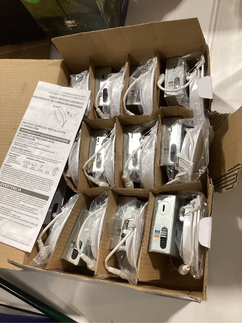 Condition photo showing Good Condition for utilitech white 4-in 450 -lumens switchable white round dimmable led canless wet rated recessed downlight 12 -pack