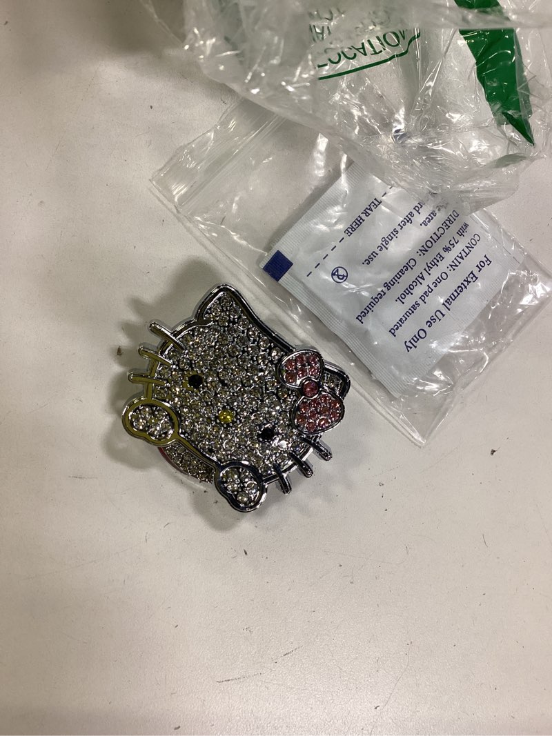 Condition photo showing Good Condition for  Yippo Accessories Kitty Rhinestones Belt Buckle : Clothing, Shoes & Jewelry