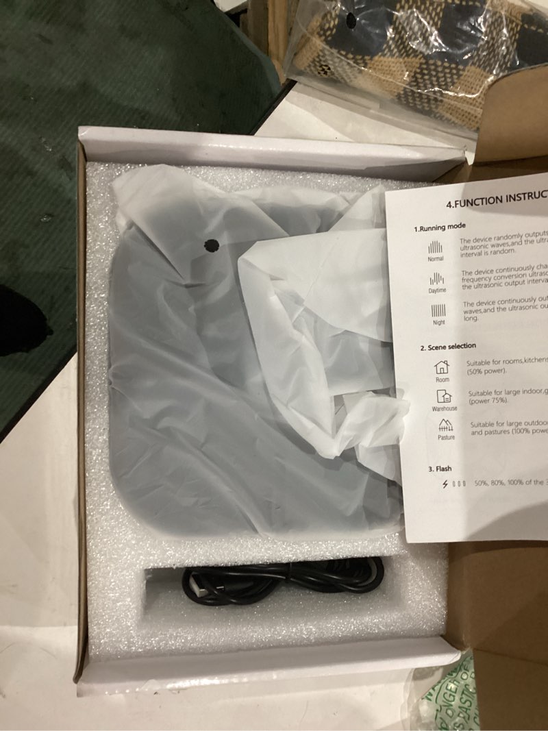 Condition photo showing Good Condition for indoor ultrasonic pest repeller plug-in,with a display screen & led strobe light,effectively repels mice,squirrels,roaches & other rodents up to 3900 sq.ft.suitable for attics,garages,etc. 1 count (pack of 1)