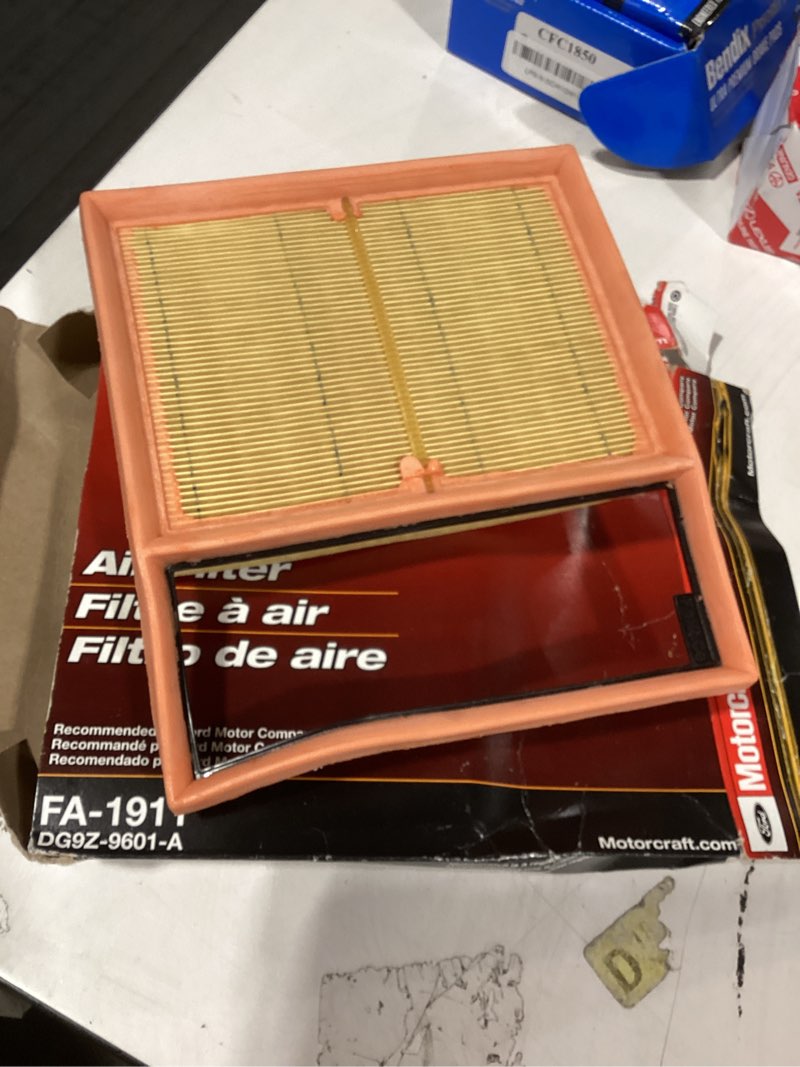 motorcraft - element asy - air cleaner (fa1911)