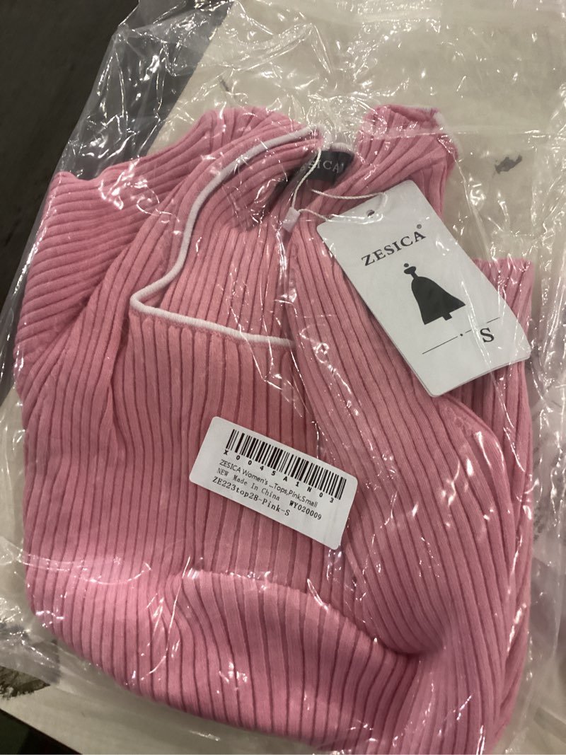 Shirt pink size small 