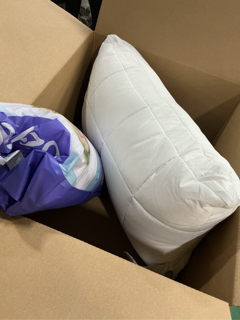 Condition photo showing Good Condition for Nuzzle Cooling Adjustable Pillow for Side Sleepers, Luxury Standard Size Set of 2 Bed Pillow Hotel Collection - Best Adjust Height Soft Firm Pillow for Back, Stomach or Side Sleepers - Home Gifts Standard SIze (Set of 2) White