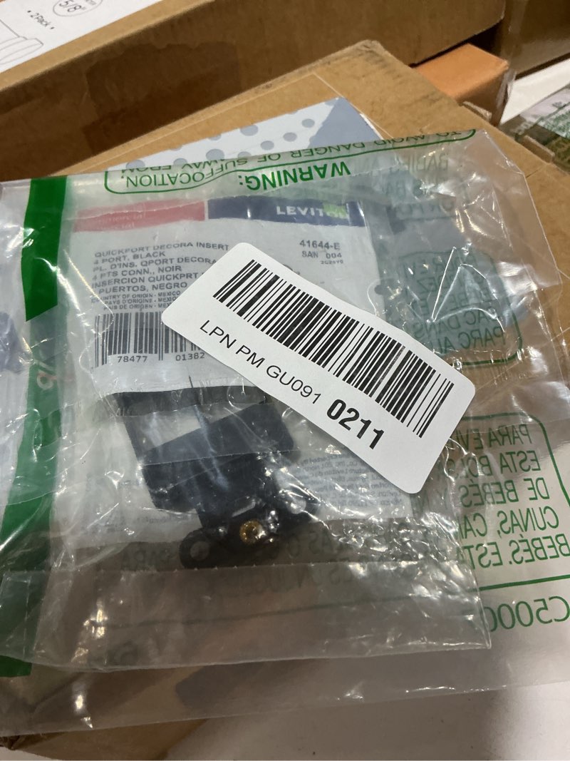 Condition photo showing New/Like New for leviton quickport decora insert, 4-port, 41644-e, black