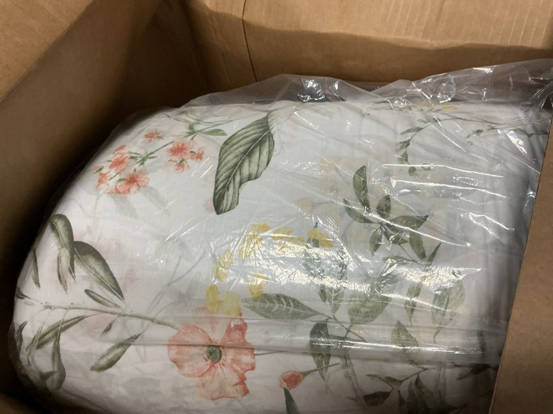 Condition photo showing Good Condition for levtex home viviana reversible king/cal king comforter set (106x94in) with 2 pillowcases (36x20in) - floral - blush, green, white - 100% cotton king size comforter set - soft, pre-washed coral, green, yellow, cream comforter - king