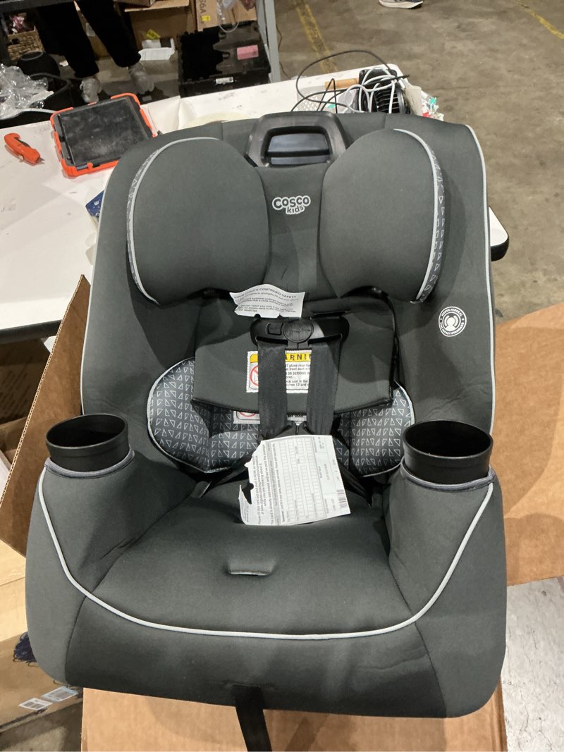 Condition photo showing Good Condition for cosco easy elite slim all-in-1 convertible car seat