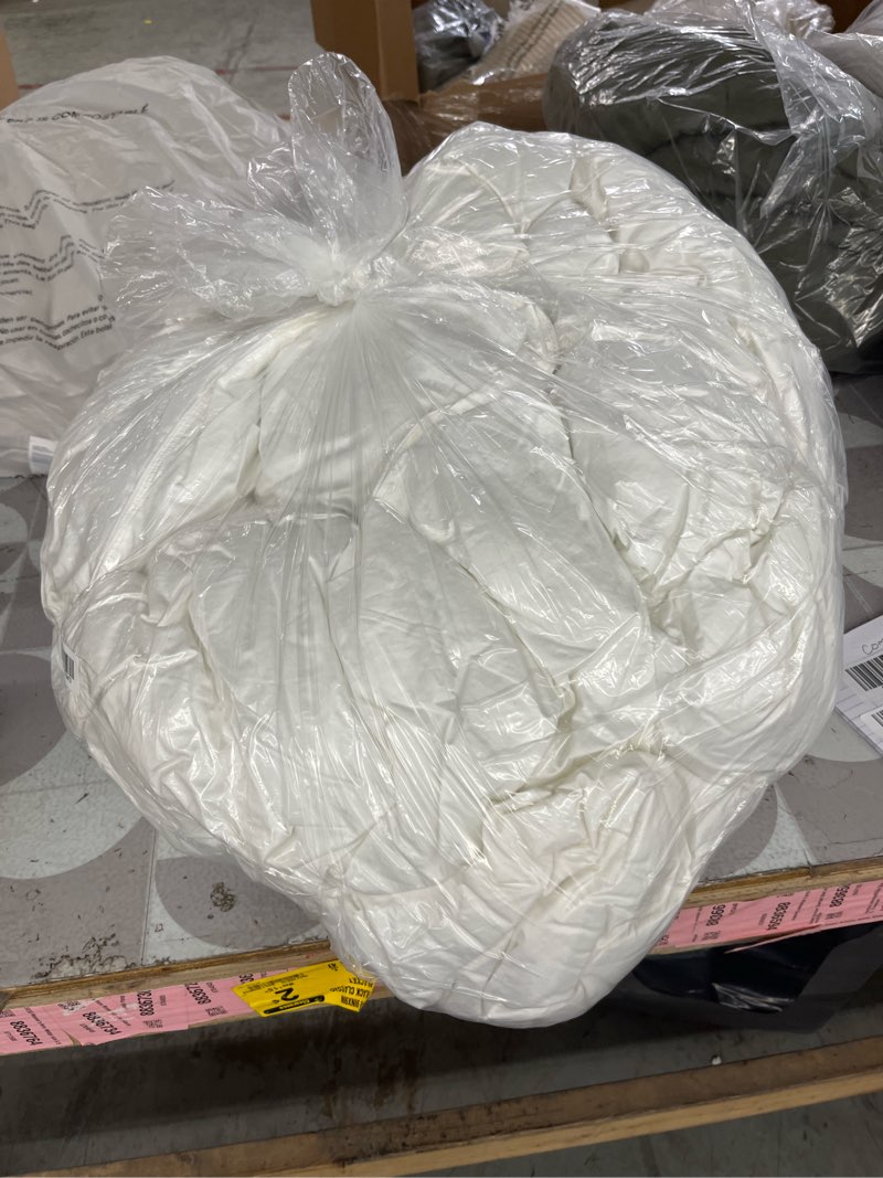 Condition photo showing Good Condition for all-season premium down alternative comforter, king/cal king, white