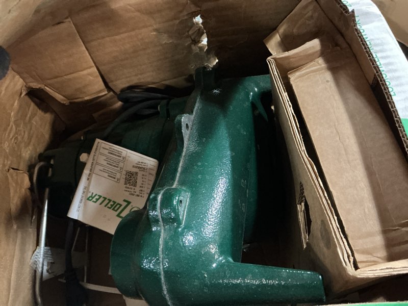 Condition photo showing Good Condition for zoeller waste-mate 267-0001 sewage pump, 1/2 hp automatic – heavy-duty submersible sewage, effluent or dewatering pump green submersible