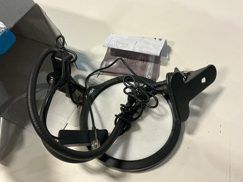 Condition photo showing Good Condition for bower 6-inch flexible panel led light