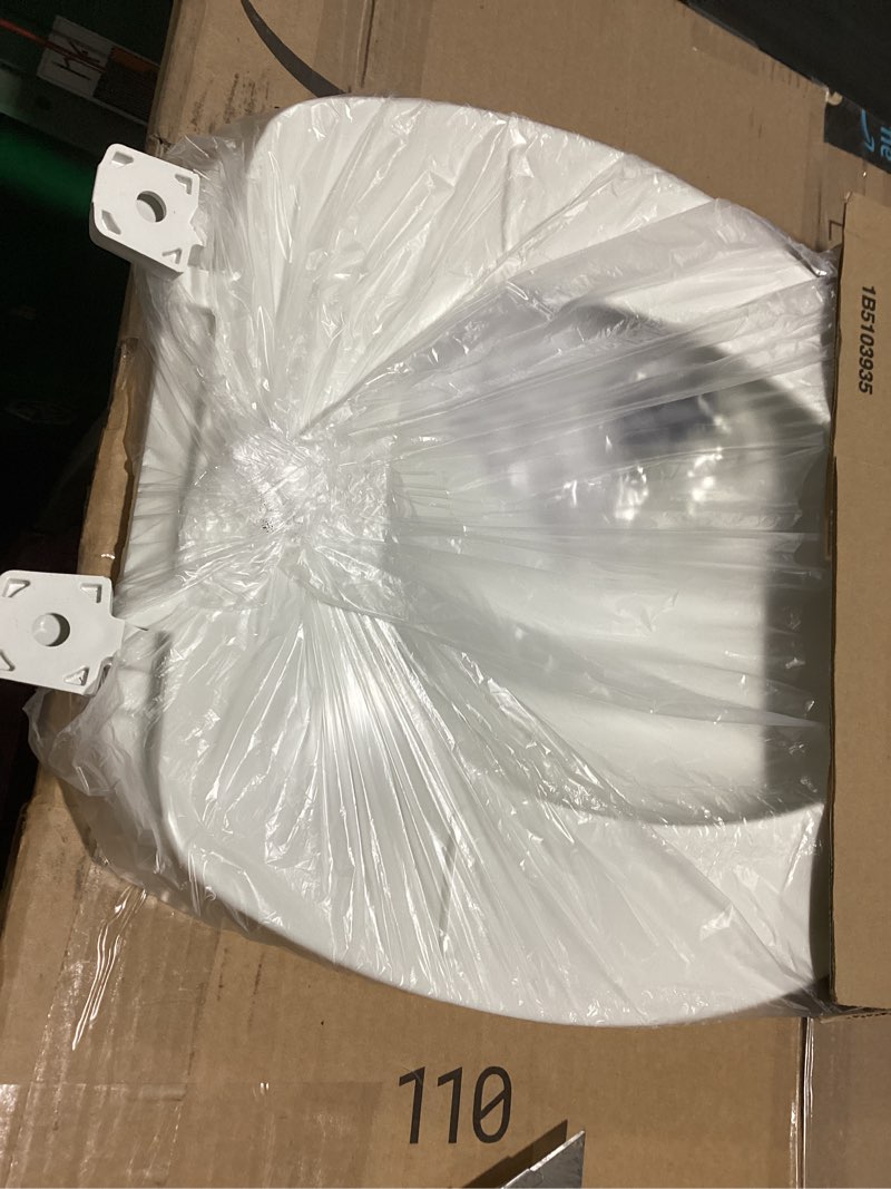 Condition photo showing New/Like New for bemis 170 000 toilet seat, elongated, plastic, white