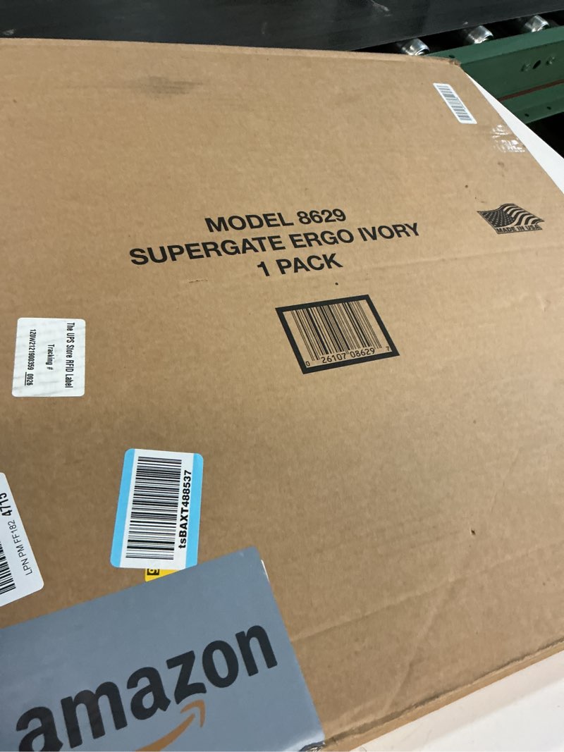 Condition photo showing Good Condition for Toddleroo by North States 42” Wide Supergate Ergo Baby Gate, Made in USA: for doorways or stairways. Includes Wall Cups. Pressure or Hardware Mount. 26” - 42” Wide (26" Tall, Ivory) (B0065ADP4C)