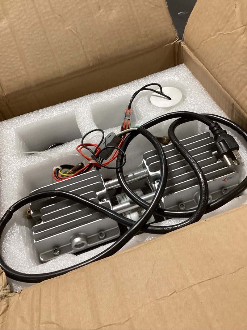 Condition photo showing Good Condition for VEVOR Pond Aerator, 550W Power, 5.2CFM for Up to 3 Acre 50' Lake, Includes 3/4 HP Compressor & Timer & Valves, Air Compressor for Deep Water Oxygen Circulation, for Outdoor Ponds or Lakes No diffuser