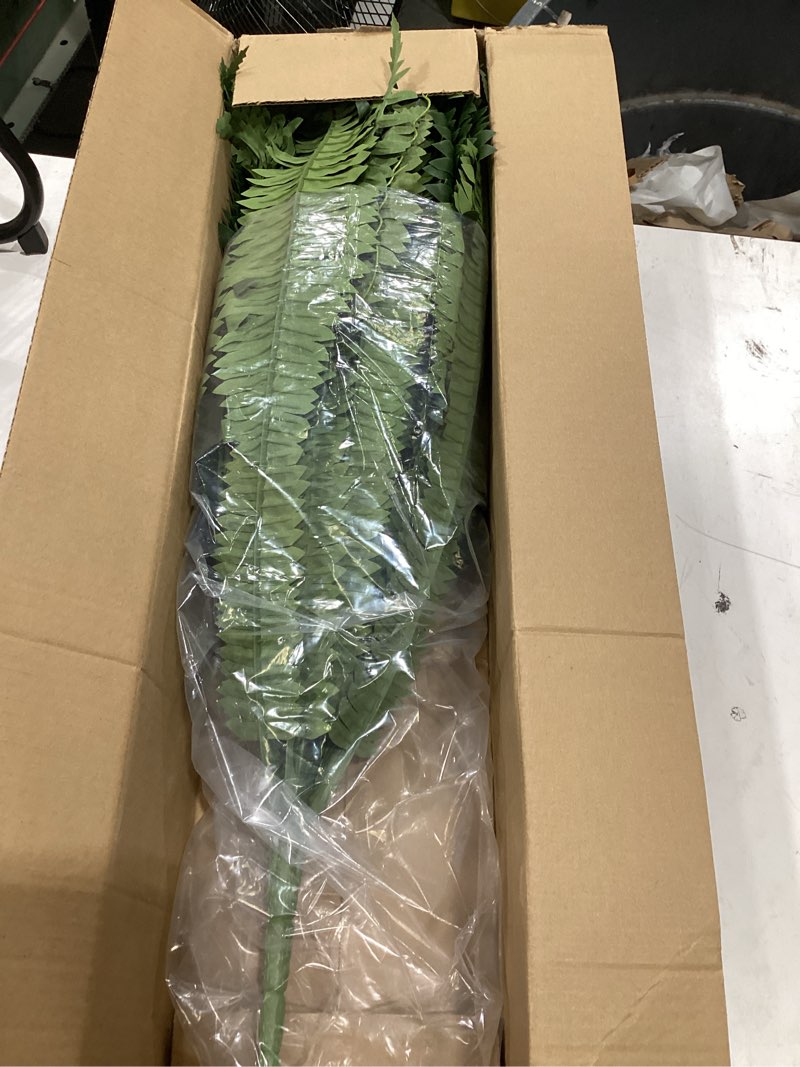 Condition photo showing New/Like New for giegxin 1 pack 49''/95 leaves artificial ferns for outdoors, large fake boston ferns bush, realistic uv resistant faux silk plants for porch patio hanging garden balcony office living room decor