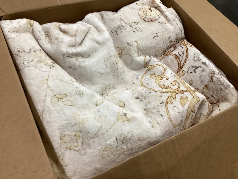 Condition photo showing Good Condition for 8'x10' area rugs washable,boho rug for living room bedroom dining room,large vintage bohemian distressed oriental carpet non slip,beige gold floral