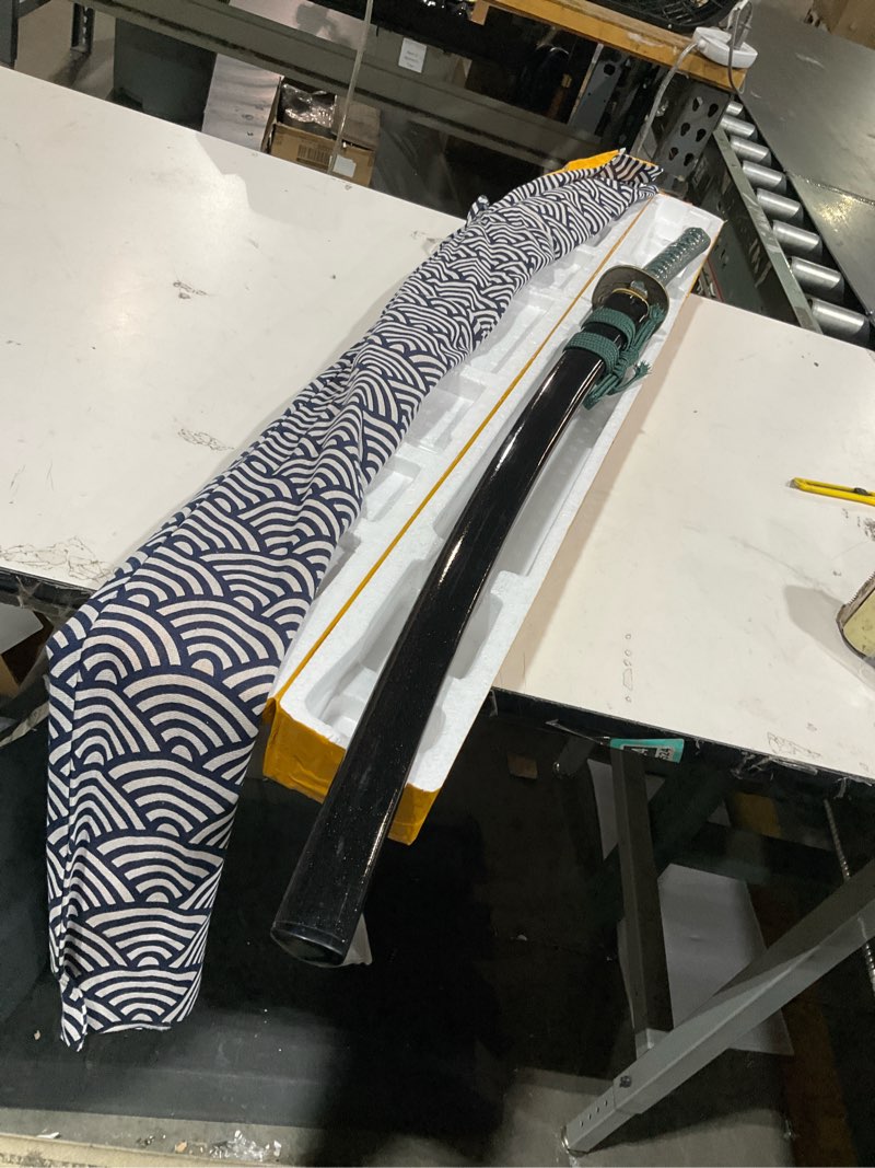 Condition photo showing New/Like New for handmade katana sword 41 inches fully hand forged damascus folded steel japanese samurai sword full tang real sharp blade