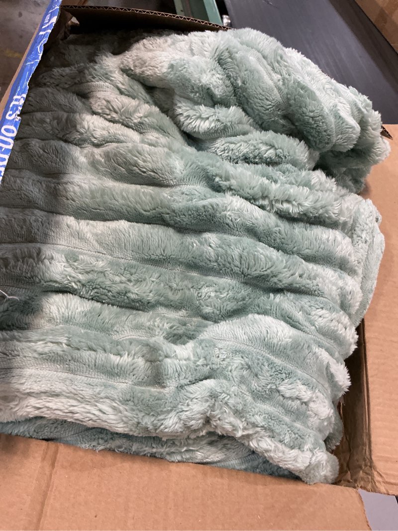 Condition photo showing As Is for Bedsure Electric Blanket Full Size - Thick Striped Flannel Heated Blanket with 6 Heat Settings, 10 Time Settings, 8-Hour Timer Auto Shut Off, Gifts for Grandma (72x84 inches, Green) 11 - Emerald Green Full