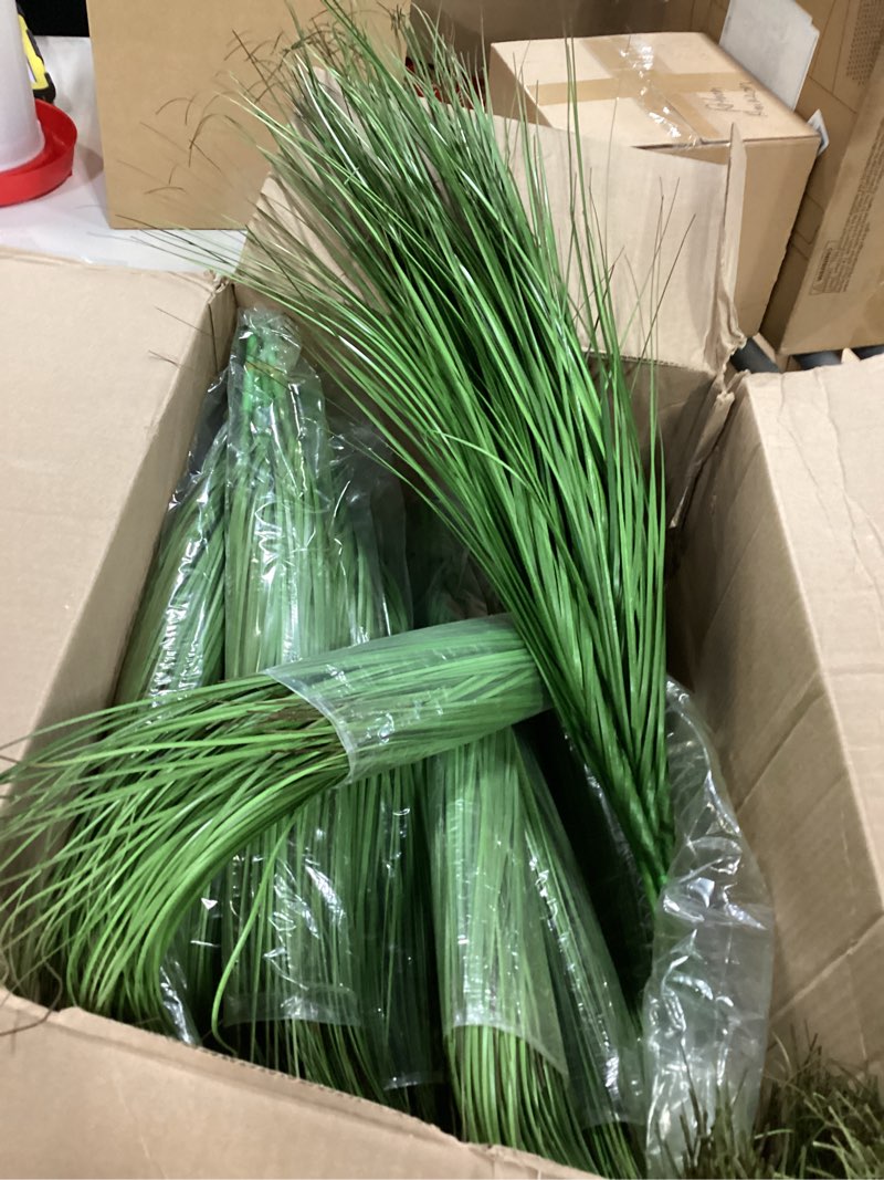 Condition photo showing Good Condition for Geosar 10 Pack Artificial Plants 27 Inch Tall Onion Grass Greenery Fake Grass Faux Greenery Stems Artificial Shrubs for Outdoors Plastic Small Bushes for Office Room Gardening Indoor(Green)