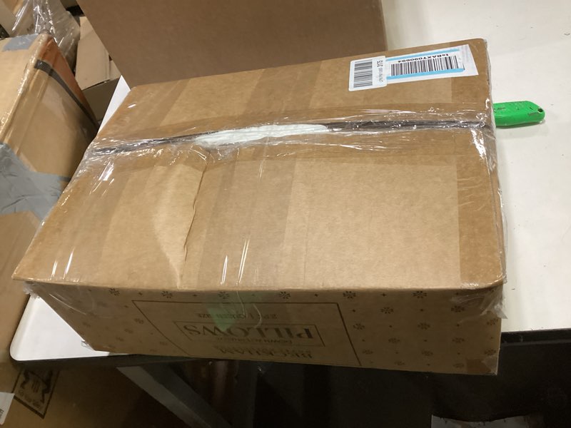 Condition photo showing Good Condition for Beckham Hotel Collection Bed Pillows Standard/Queen Size Set of 2 - Original Soft Down Alternative Pillow for Sleeping - Soft Support for Back, Stomach or Side Sleepers