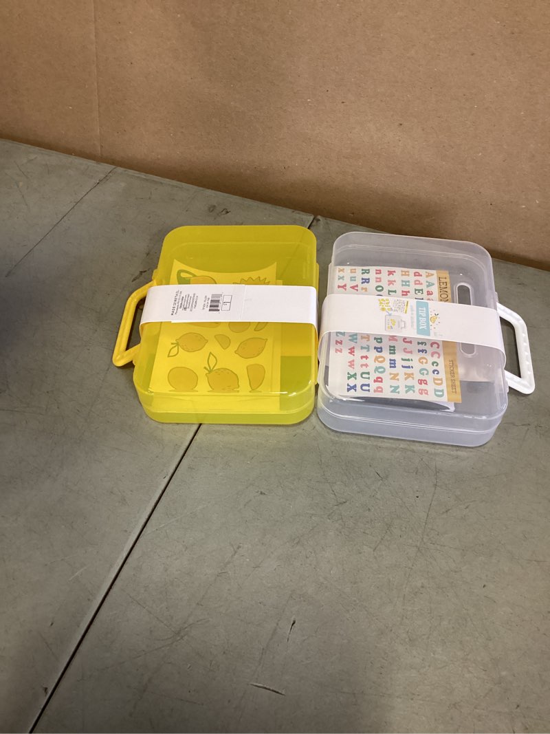 Assored tip box with stickers Of two colors pack of 28