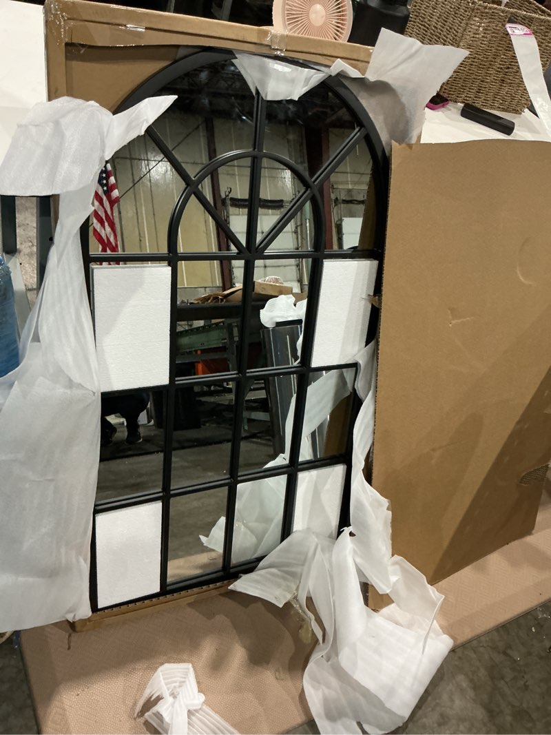 Condition photo showing Good Condition for adames black 31 1/2" x 47 1/4" windowpane wall mirror