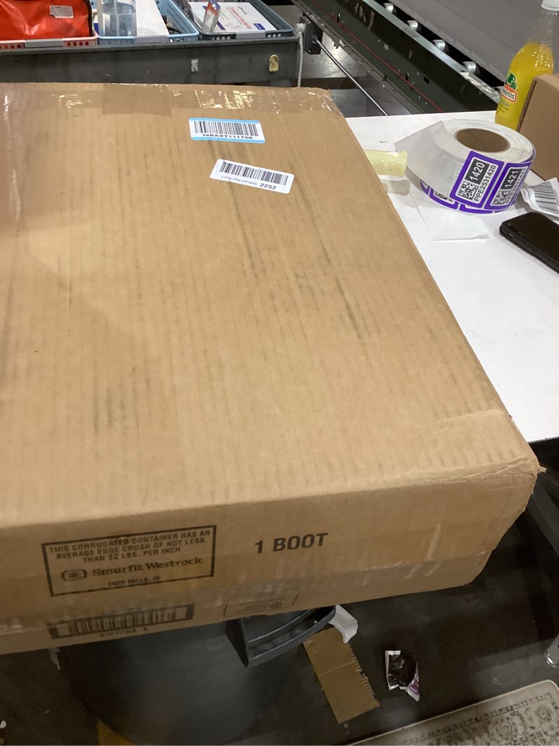 Condition photo showing New/Like New for Toliet seat