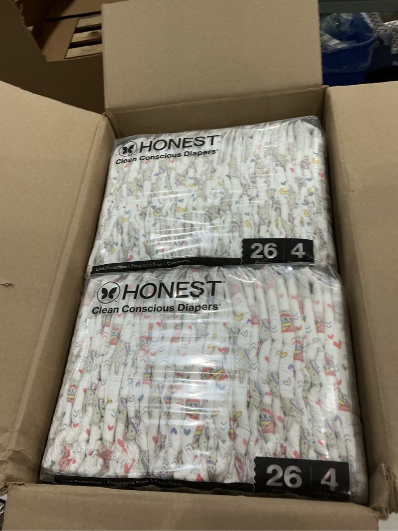 Condition photo showing New/Like New for the honest company comfort dry disposable daytime diapers for sensitive skin, hypoallergenic, wild thang + all the alpacas, super club box size 4 (22–37 lbs) 104 count size 4 (104 count) wild thang + all the alpacas