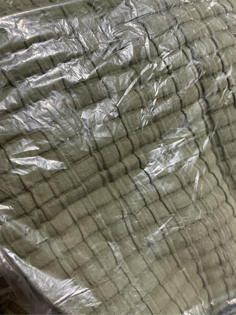 Condition photo showing Good Condition for organic ribbed cotton coverlet set, twin, olive