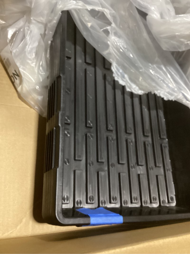 Condition photo showing Good Condition for Bootstrap Farmer 1020 Tray with Holes 5 Pack 5 Trays