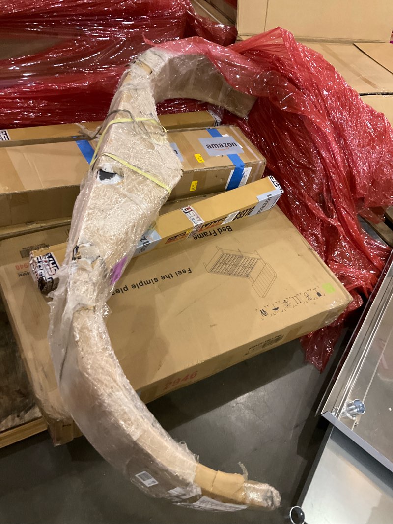 Condition photo showing Good Condition for 2pcs tandem trailer fenders double axle fit for 13-15 inch wheels,66" x 9.1" x 20" teardrop enclosed trailer fenders replacement for car hauler trailer,cargo trailer,utility trailer,landscape trailer
