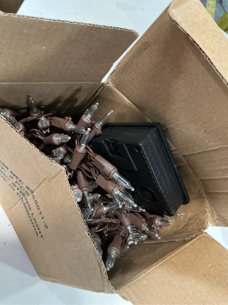 Condition photo showing Good Condition for Vigdur Solar String Lights Outdoor - 2 Packs 28ft 70 Count String Lights on Brown Wire Cord, Solar Powered Christmas Lights for Patio Home Party Garden Decor