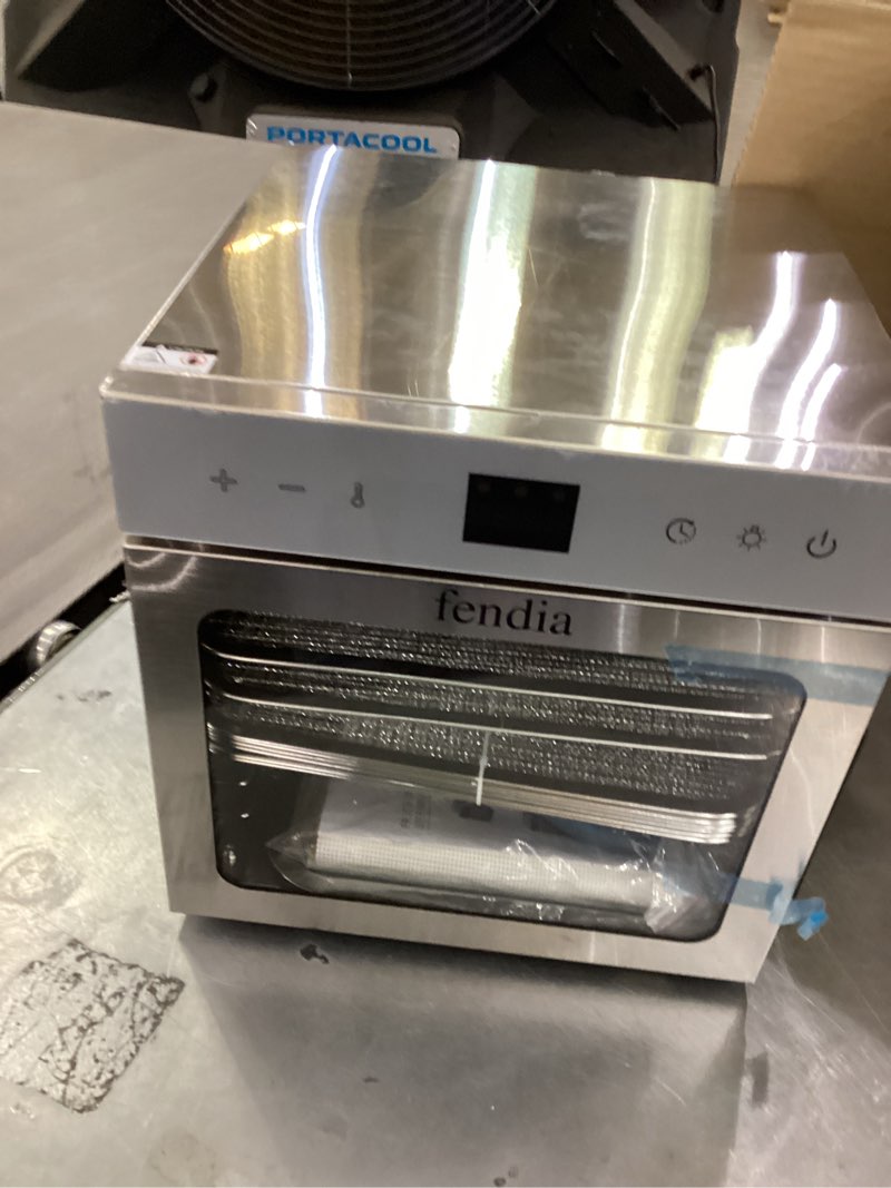 FOOD DEHYDRATOR
