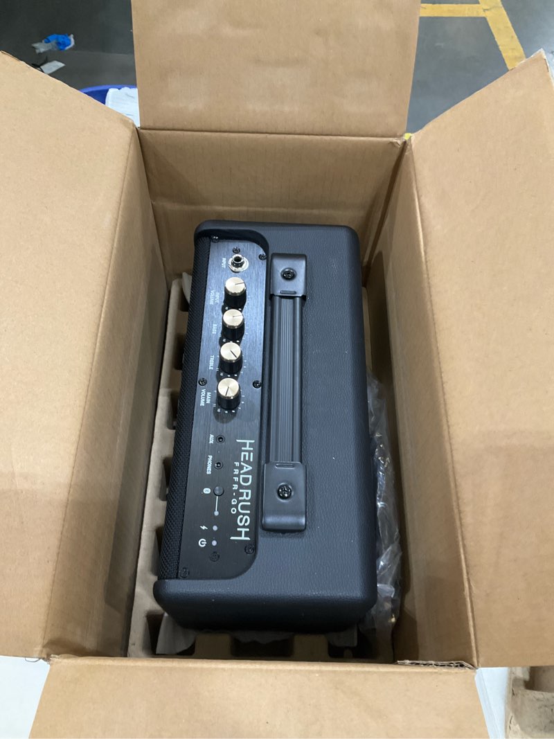 Condition photo showing Good Condition for headrush frfr-go - 30w electric and bass guitar amplifier with dual 3" speakers, bluetooth and rechargeable battery, for multi-fx/amp modeling pedals with bluetooth 3-inch