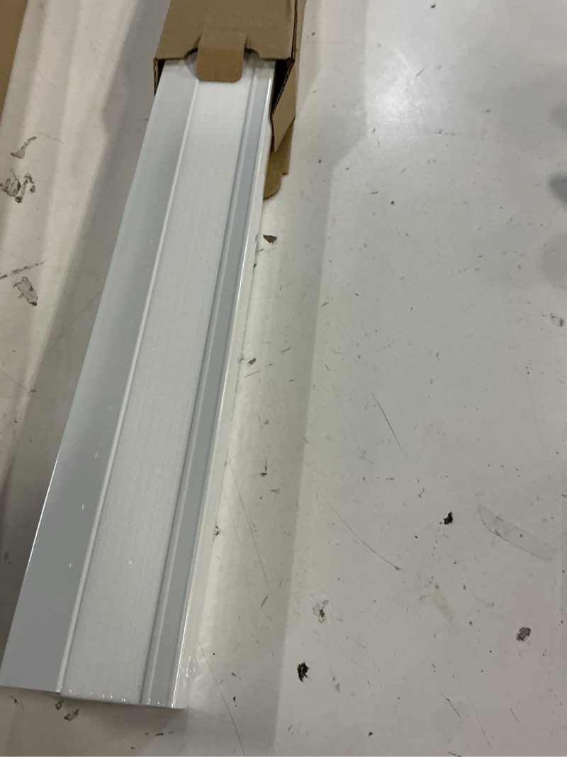 Condition photo showing Good Condition for blindsavenue cellular honeycomb cordless shade, 9/16\" single cell, light filtering, white, size: 25.5\" w x 72\" h white 25.5\"w x 72\"h
