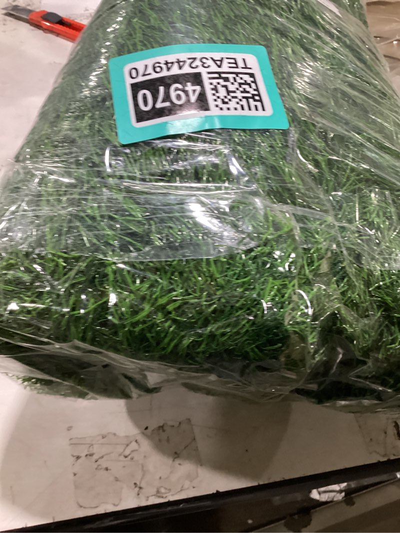 Condition photo showing Good Condition for artificial turf grass outdoor: grass pad for dogs indoor potty training, replacement turf rug for patio balcony lawn apartment decoration, easy to clean with drainage holes(31.5x47.3 inch)