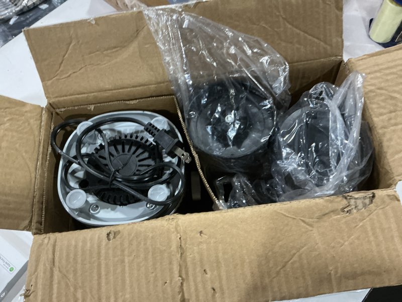 Condition photo showing Good Condition for blender for smoothies portable personal blender for shakes and smoothies for kitchen with 2 * 24oz portable cups and extra lid, smoothie maker machine for juices, baby food, nutritious recipe personal size blenders/countertop blenders