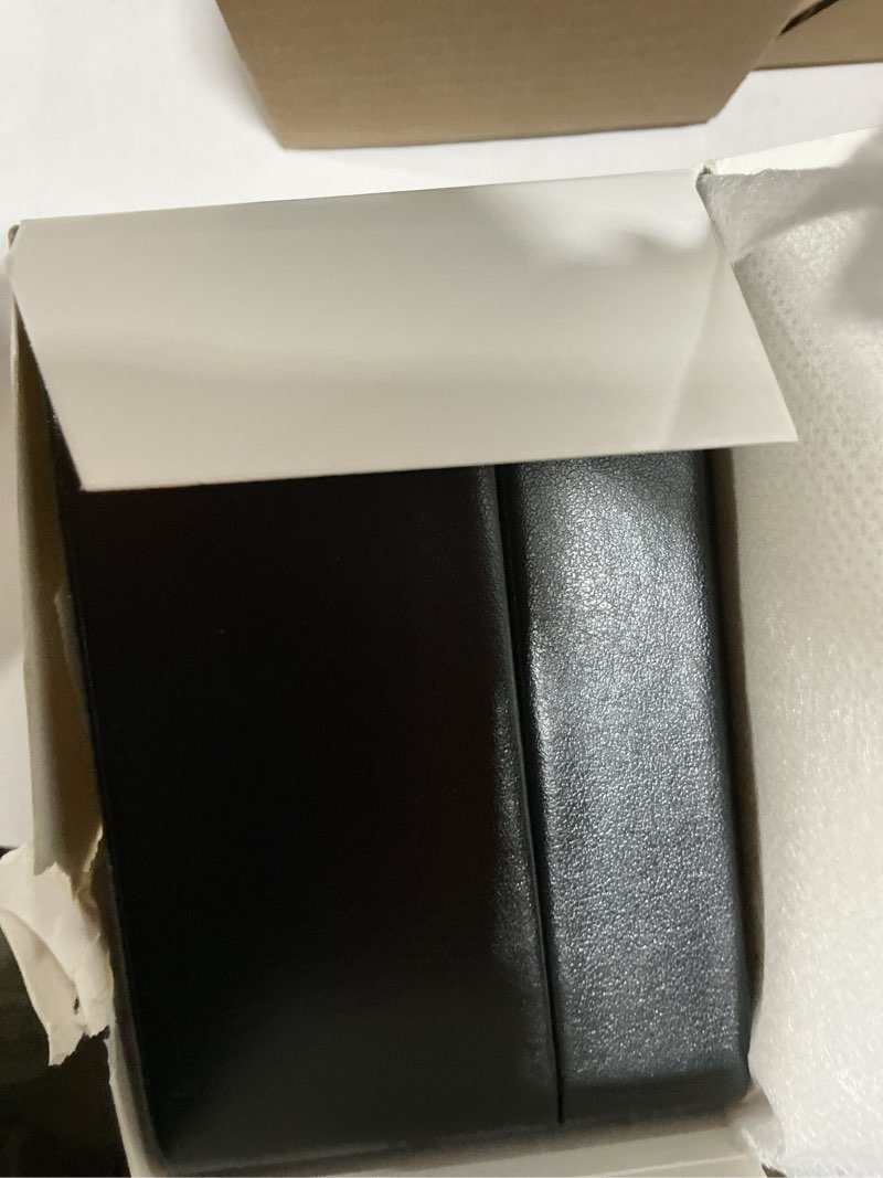 Condition photo showing Good Condition for PU Leather Watch Box Single Watch Holder Watch Gift Box Microfiber Interior Watch Storage Box Round Edge Watch Travel Case With Removable Pillow For Gifts (Black)