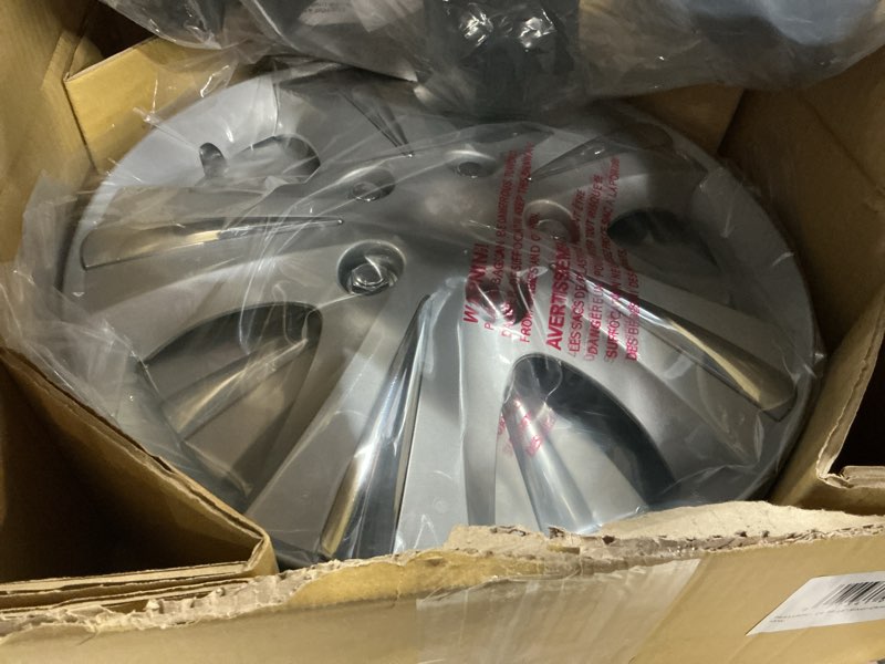 Condition photo showing Good Condition for custom accessories 4-pack 15" sgt-5 wheel covers, replacement hubcaps for cars, trucks, suvs — silver/chrome 15" wheel cover