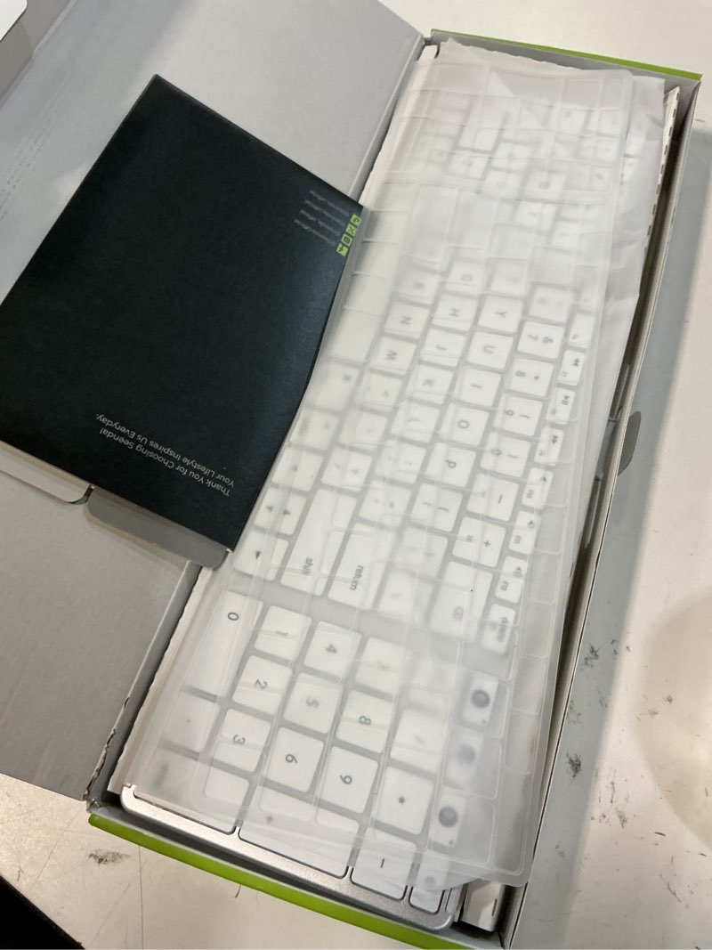 Condition photo showing New/Like New for seenda bluetooth keyboard and mouse combo for mac, skm64-2 rechargeable slim wireless keyboard mouse compact, 3 multi-device connection, compatible for mac, macbook pro/air, ipad, iphone, white silver