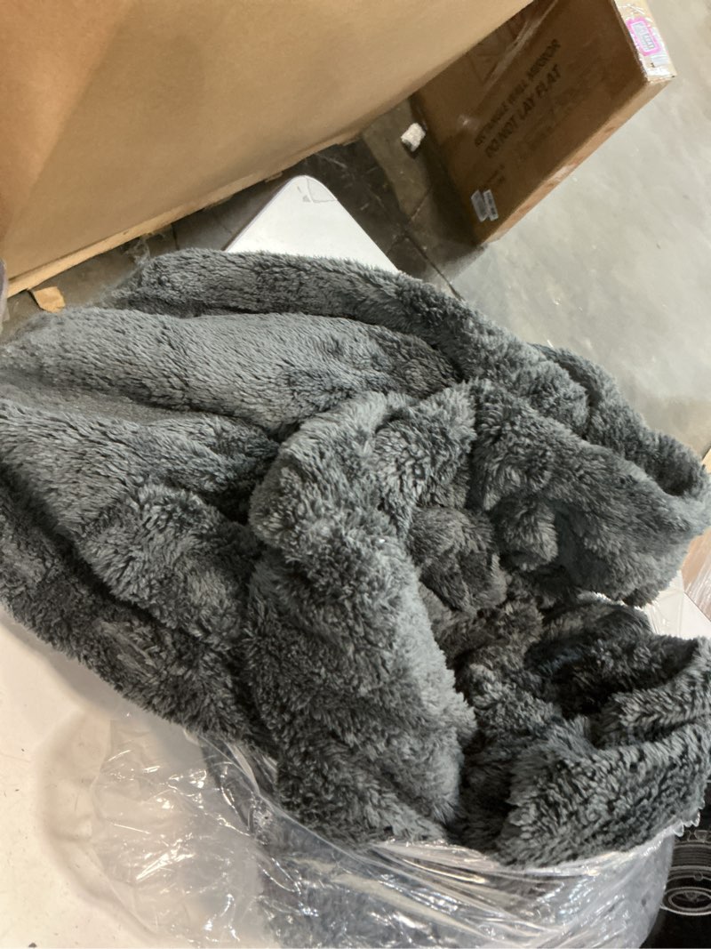 Condition photo showing Good Condition for Bedsure Wearable Blanket Hoodies for Women-Birthday Christmas Gifts for Women Wife Mom, Gifts for Girlfriend, Soft Sweatshirt Oversized Hooded Blankets With Sleeves, Charcoal Charcoal Standard