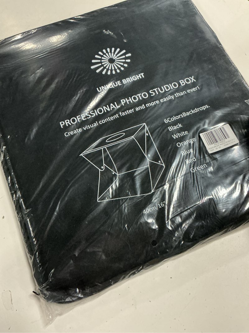 Condition photo showing Good Condition for unique bright professional photo studio box 40cm/16