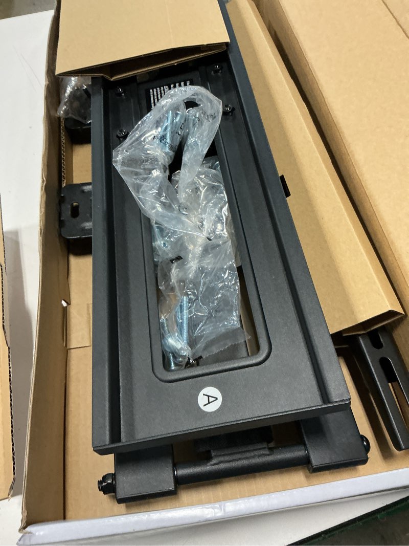 Condition photo showing Good Condition for onn. corner full motion tv mount 37"-70"