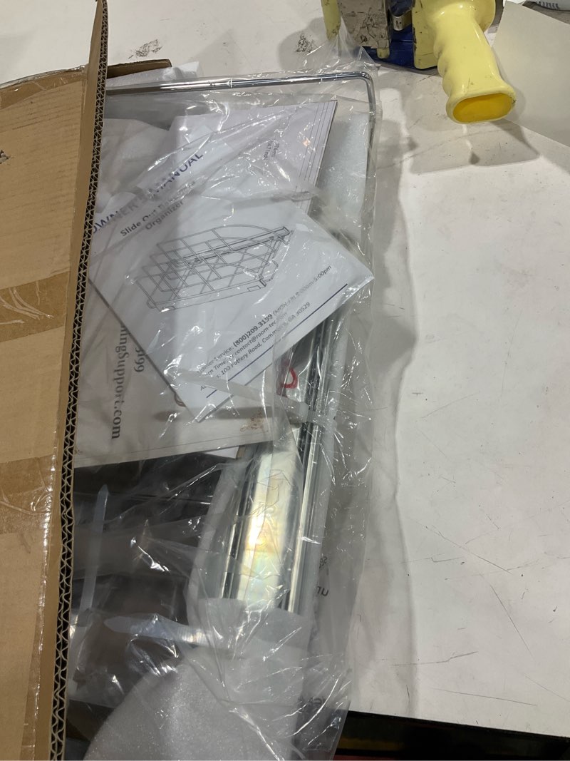 Condition photo showing Good Condition for slide-out bakeware organizer